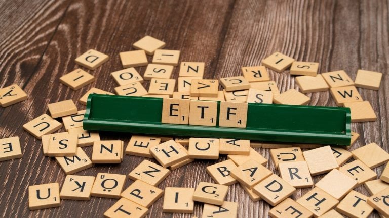 The SEC Chair Warns of Crypto Non-Compliance as Blackrock Plans to Seed Bitcoin ETF