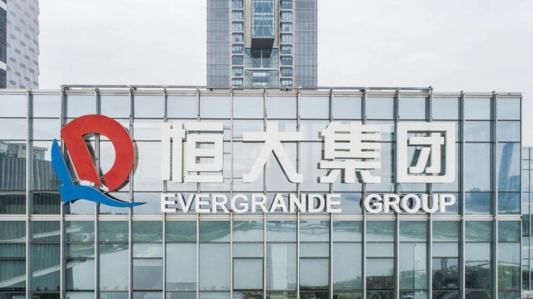 Evergrande’s Financial Struggles Ignite Northern China’s Banking Panic