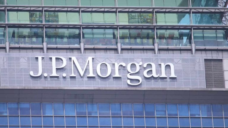 JPMorgan Warns of Increased Risk for Crypto Market Due to Tether’s Lack of Regulatory Compliance and Transparency